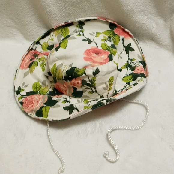 🌟3/$14🌟 Women's Flowered Hat